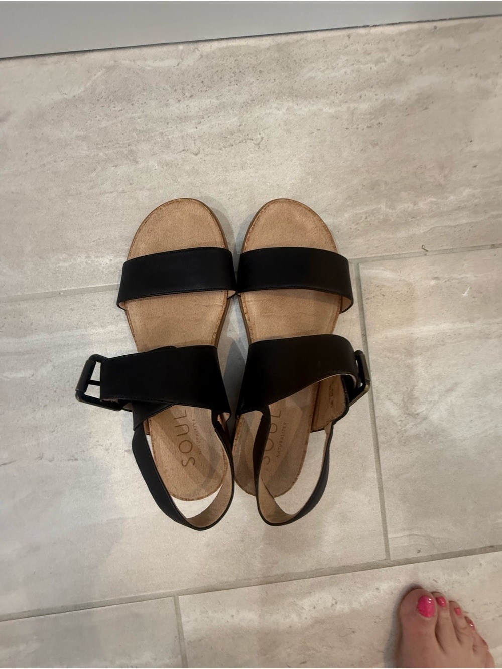 SOUL Naturalizer Black Strap Open-Toe Sandals